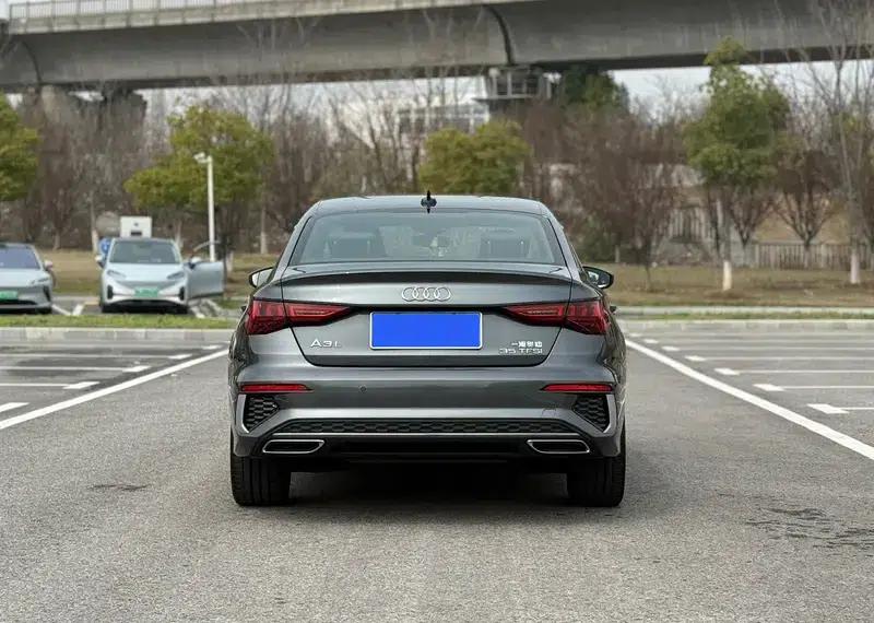 2024 Audi A3 A3L Limousine 35 TFSI Luxury Sport — миниатюра 3