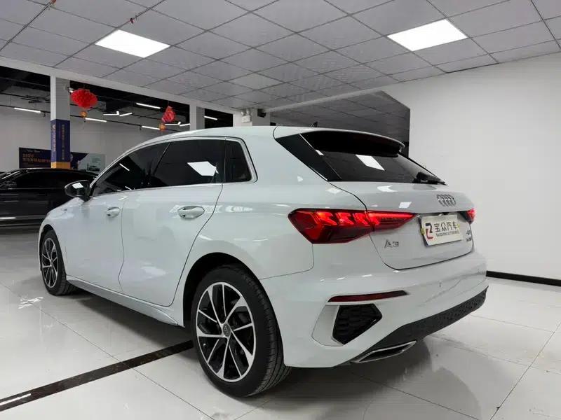 Audi A3 2021 Sportback 35 TFSI Progressive Sport — миниатюра 4
