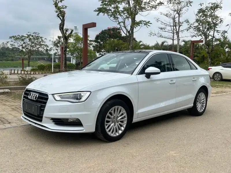 Audi A3 2015 Limousine 35 TFSI Millionth Anniversary Smart Edition — миниатюра 1