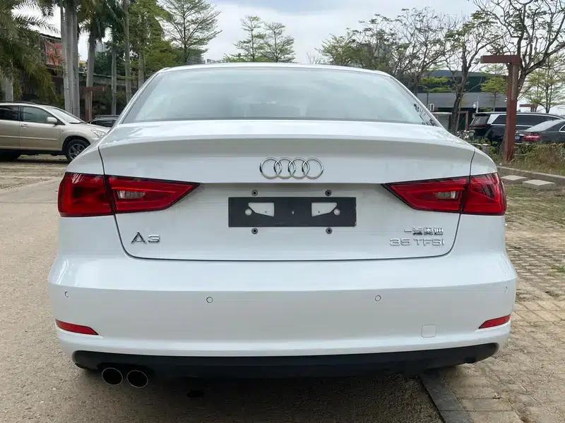 Audi A3 2015 Limousine 35 TFSI Millionth Anniversary Smart Edition — миниатюра 5