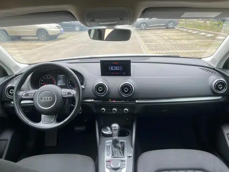 Audi A3 2015 Limousine 35 TFSI Millionth Anniversary Smart Edition — миниатюра 6
