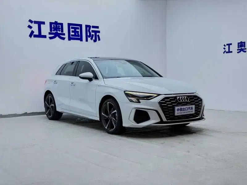 Audi A3 2022 Sportback 35 TFSI Fashion Sport — миниатюра 3