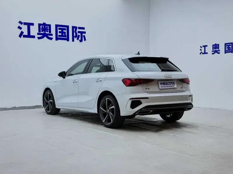 Audi A3 2022 Sportback 35 TFSI Fashion Sport — миниатюра 4