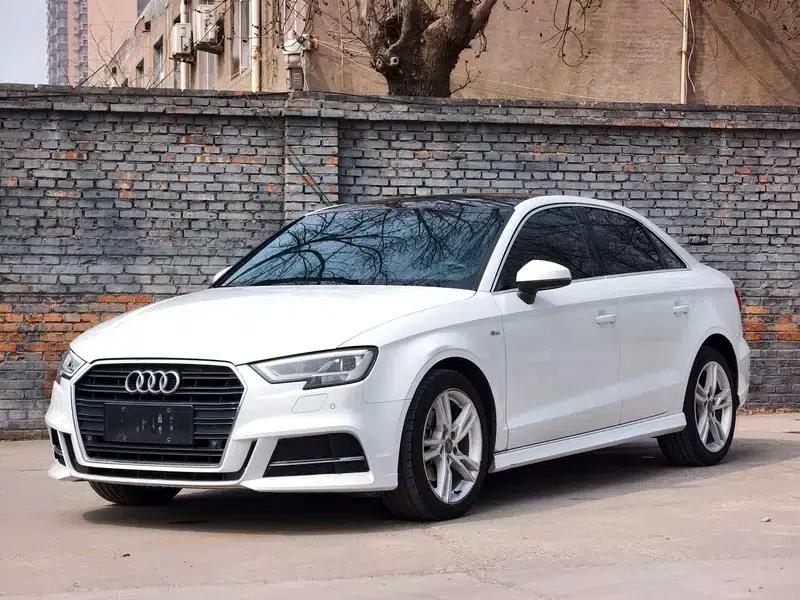 Audi A3 2019 Limousine 35 TFSI Fashion Edition (National V Emission Standard) — миниатюра 1
