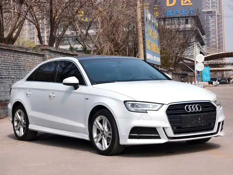 Audi A3 2019 Limousine 35 TFSI Fashion Edition (National V Emission Standard) — миниатюра 3