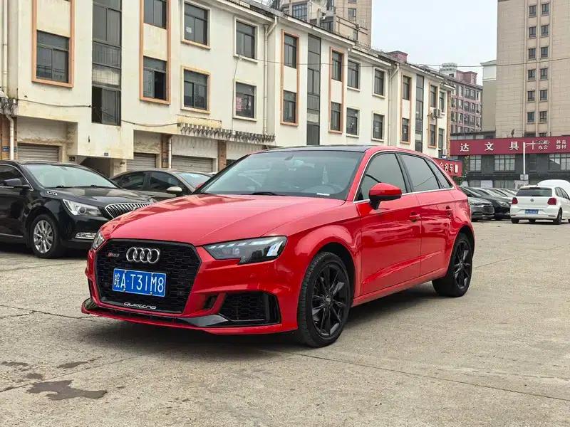 Audi A3 2014 Sportback 35 TFSI Automatic Comfort — миниатюра 1