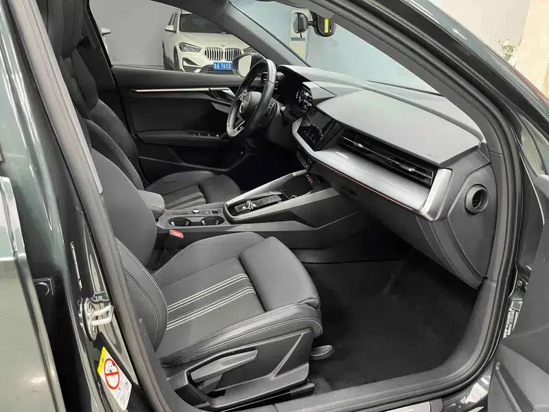 Audi A3 2023 Facelift Sportback 35 TFSI Fashion Sporty Model — миниатюра 14