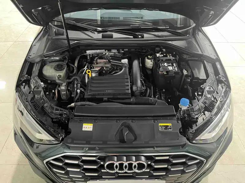 Audi A3 2023 Facelift Sportback 35 TFSI Fashion Sporty Model — миниатюра 6
