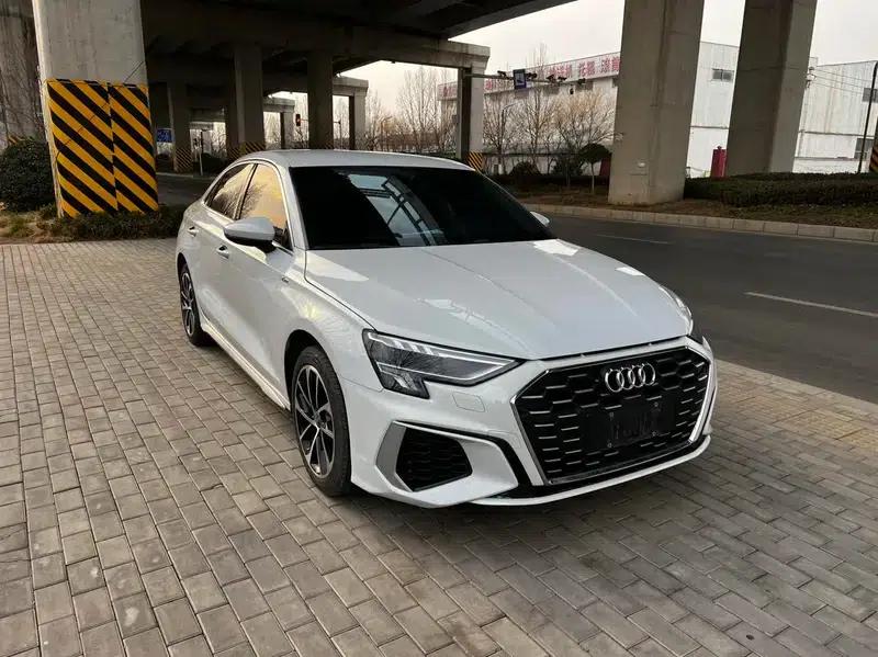 2022 Audi A3 A3L Limousine 35 TFSI Progressive Elegance — миниатюра 3