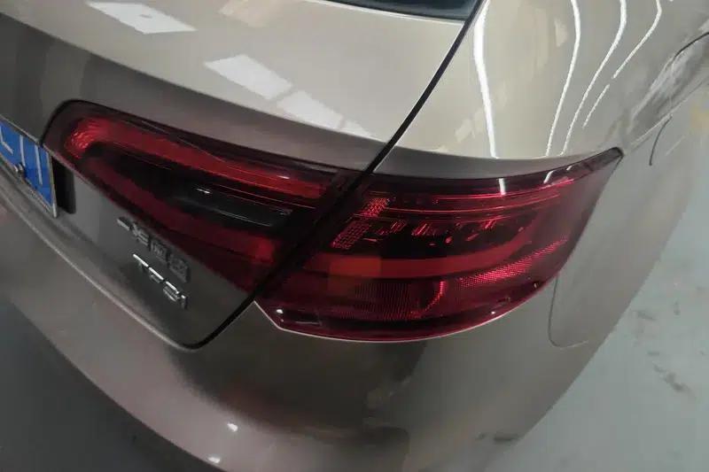 Audi A3 2015 Sportback 35 TFSI Millionth Anniversary Smart Edition — миниатюра 10