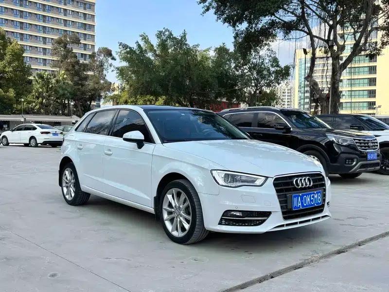Audi A3 2015 Sportback 40 TFSI Automatic Comfort — миниатюра 3