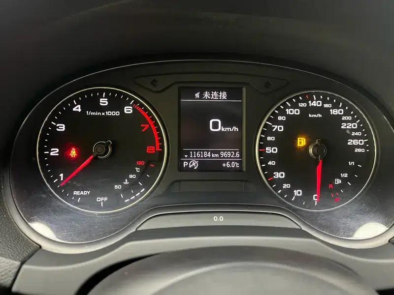 Audi A3 2018 30th Anniversary Edition Limousine 35 TFSI Sport — миниатюра 11