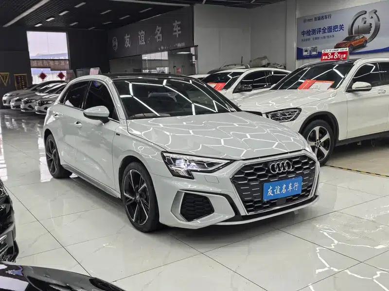 Audi A3 2021 Sportback 35 TFSI Fashion Sport — миниатюра 3
