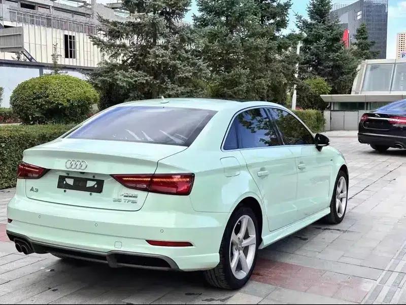 Audi A3 2018 30th Anniversary Edition Limousine 35 TFSI Fashion Model — миниатюра 3