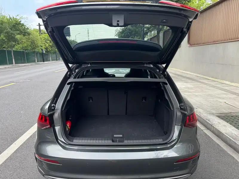 Audi A3 2023 Facelift Sportback 35 TFSI Fashion Elegance — миниатюра 32