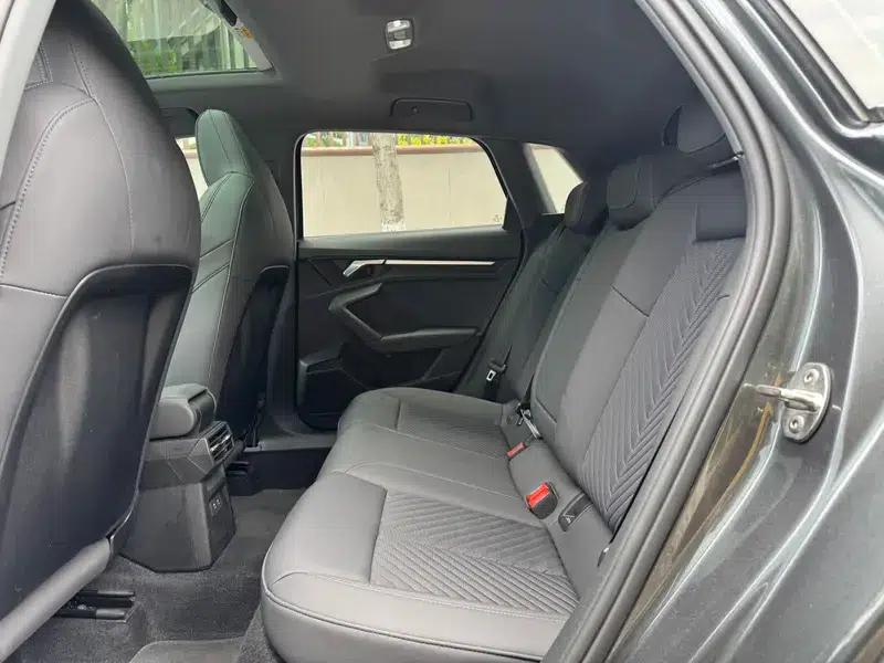 Audi A3 2023 Facelift Sportback 35 TFSI Fashion Elegance — миниатюра 33