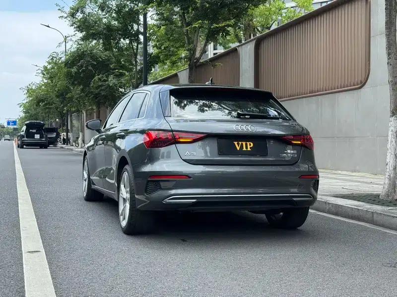 Audi A3 2023 Facelift Sportback 35 TFSI Fashion Elegance — миниатюра 5