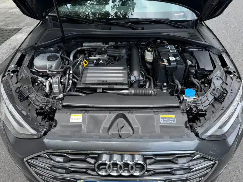 Audi A3 2023 Facelift Sportback 35 TFSI Fashion Elegance — миниатюра 9