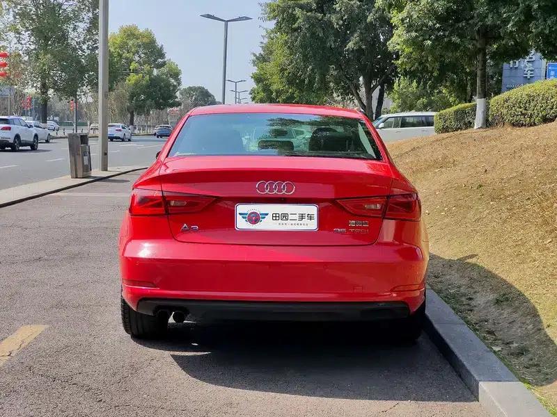 Audi A3 2015 Limousine 35 TFSI Millionth Anniversary Smart Edition — миниатюра 5