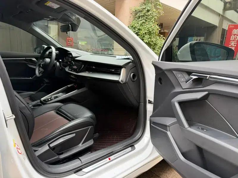Audi A3 2021 Sportback 35 TFSI Fashionable Elegant Model — миниатюра 10