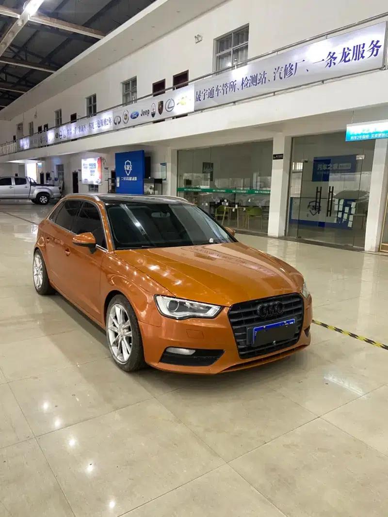 Audi A3 2015 Sportback 35 TFSI Millionth Anniversary Comfort Edition — миниатюра 3