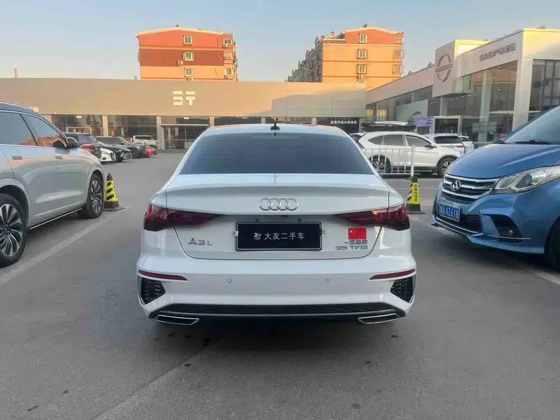 2024 Audi A3 A3L Limousine 35 TFSI Progressive Elegance — миниатюра 4