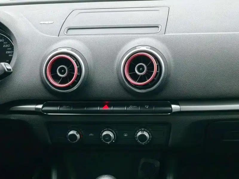 Audi A3 2014 Sportback 35 TFSI Automatic Entry-Level Model — миниатюра 12