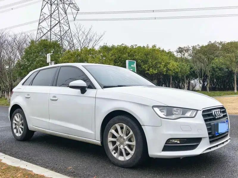 Audi A3 2014 Sportback 35 TFSI Automatic Entry-Level Model — миниатюра 3