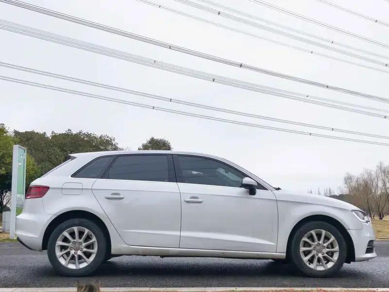 Audi A3 2014 Sportback 35 TFSI Automatic Entry-Level Model — миниатюра 8