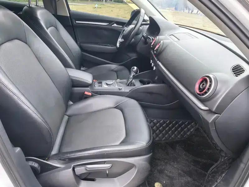 Audi A3 2014 Sportback 35 TFSI Automatic Entry-Level Model — миниатюра 9