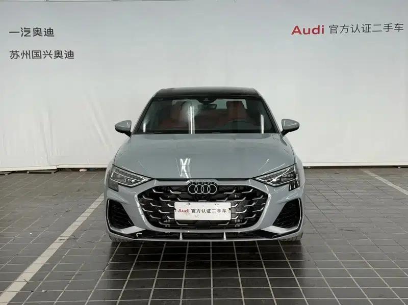 Audi A3 2025 A3L Limousine 35 TFSI Flying Spur Luxury Edition — миниатюра 2