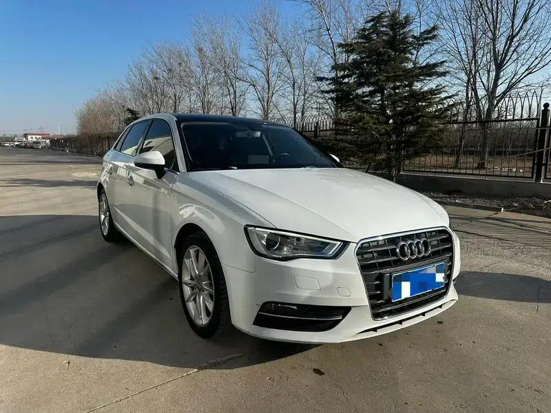 Audi A3 2016 Sportback 35 TFSI Special Edition — миниатюра 3
