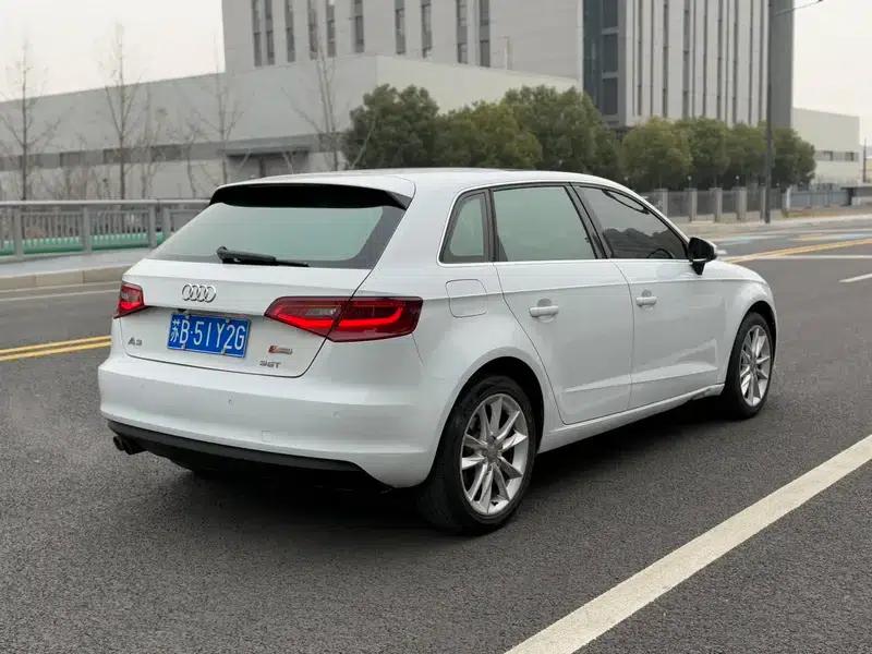 Audi A3 2014 Sportback 35 TFSI Automatic Comfort — миниатюра 7