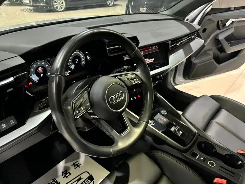 Audi A3 2021 Sportback 35 TFSI Progressive Sport — миниатюра 12