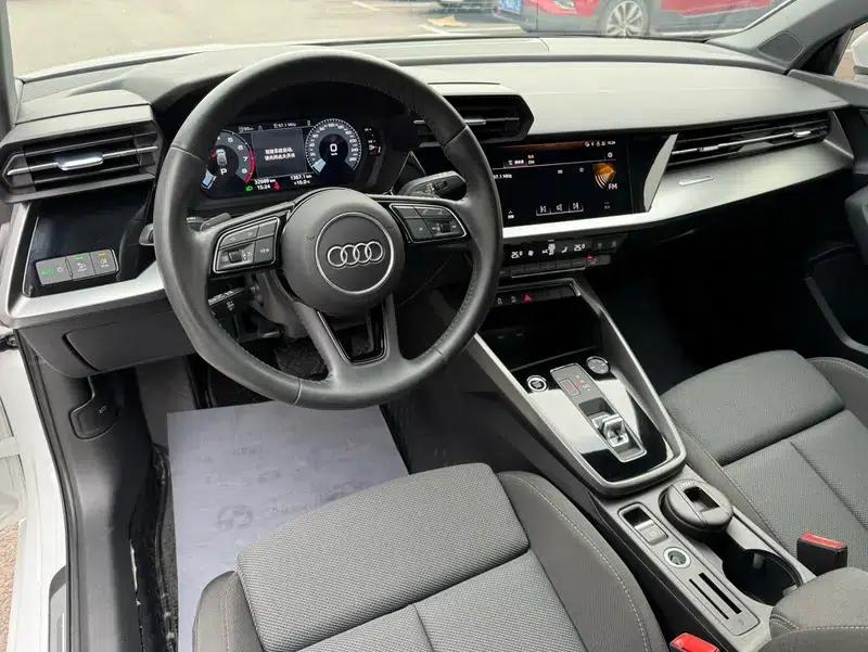 Audi A3 2022 Sportback 35 TFSI Progressive Sport — миниатюра 6