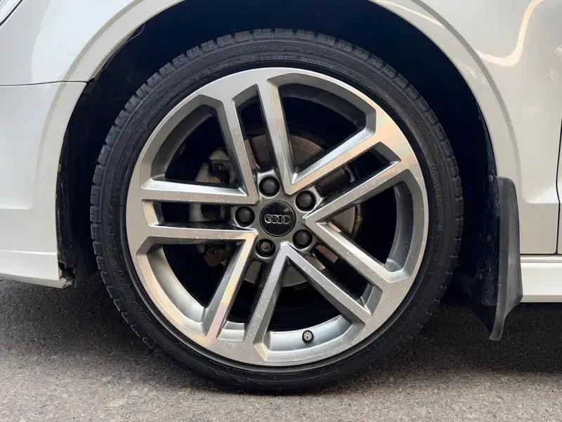 Audi A3 2018 30th Anniversary Edition Limousine 35 TFSI Sport — миниатюра 14