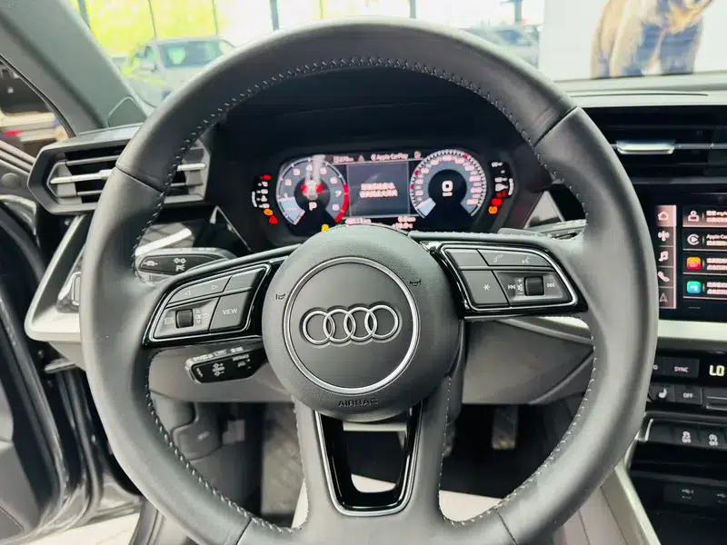 Audi A3 2022 Sportback 35 TFSI Fashion Sport — миниатюра 11