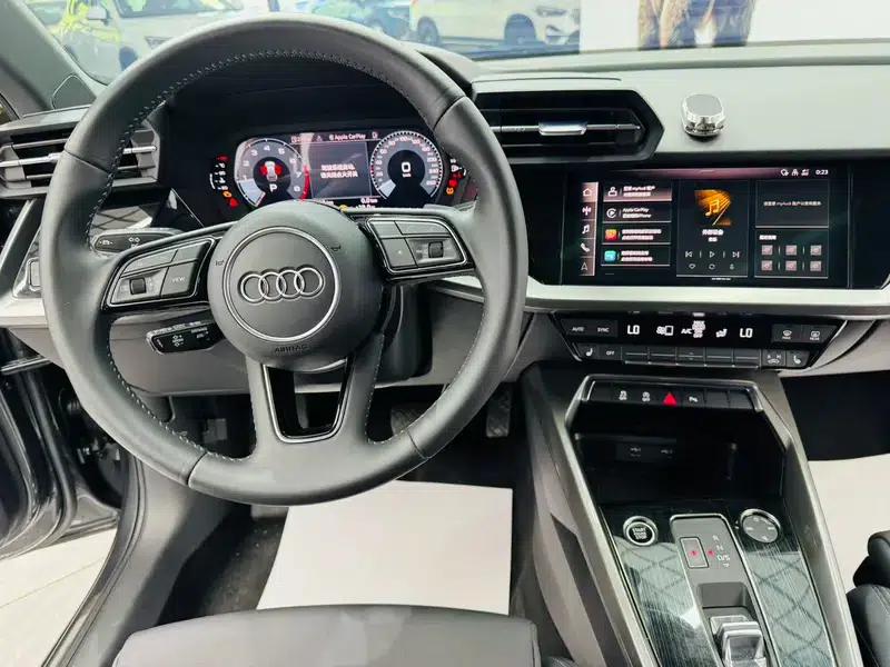 Audi A3 2022 Sportback 35 TFSI Fashion Sport — миниатюра 12
