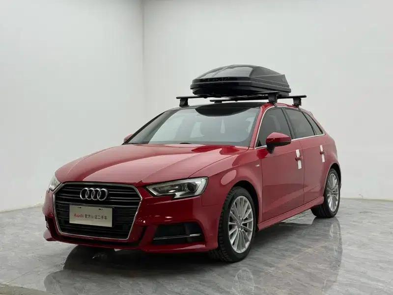 Audi A3 2018 30th Anniversary Edition Sportback 35 TFSI Fashion Model — миниатюра 1