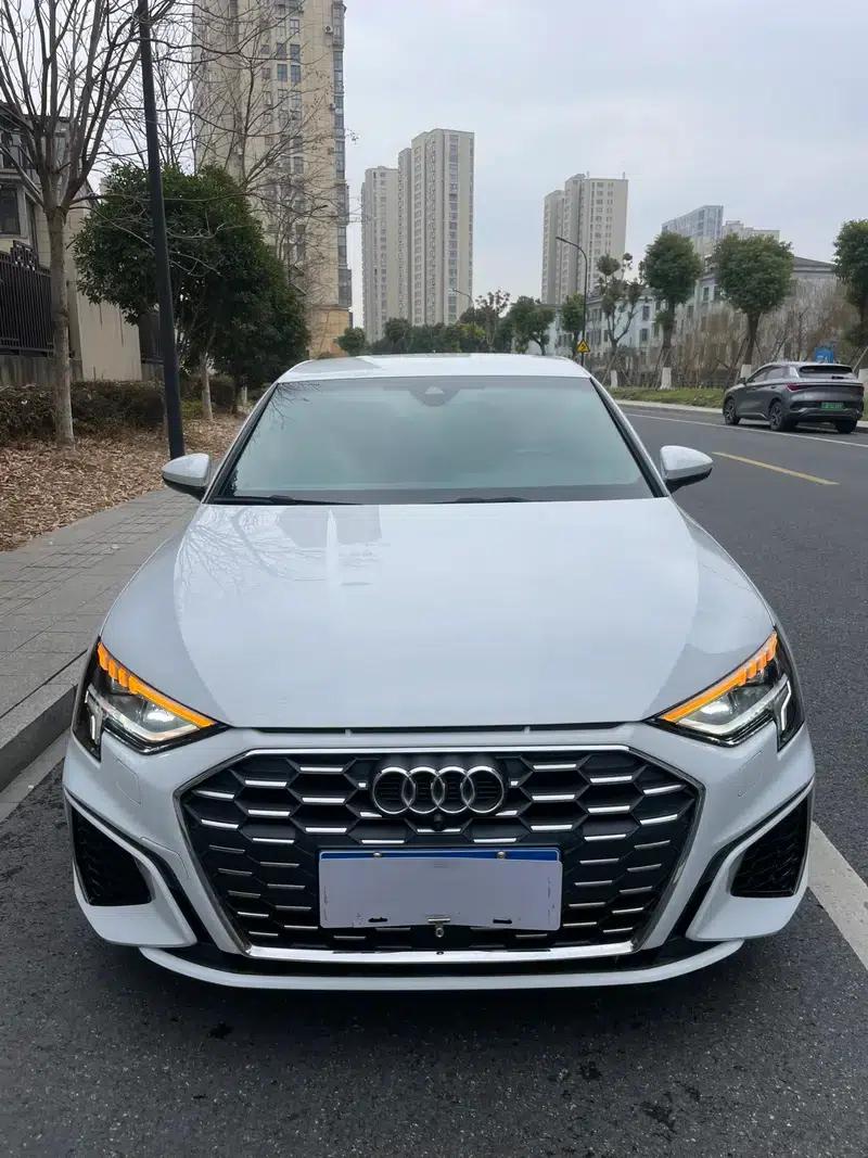 Audi A3 2021 Sportback 35 TFSI Progressive Elegance — миниатюра 2