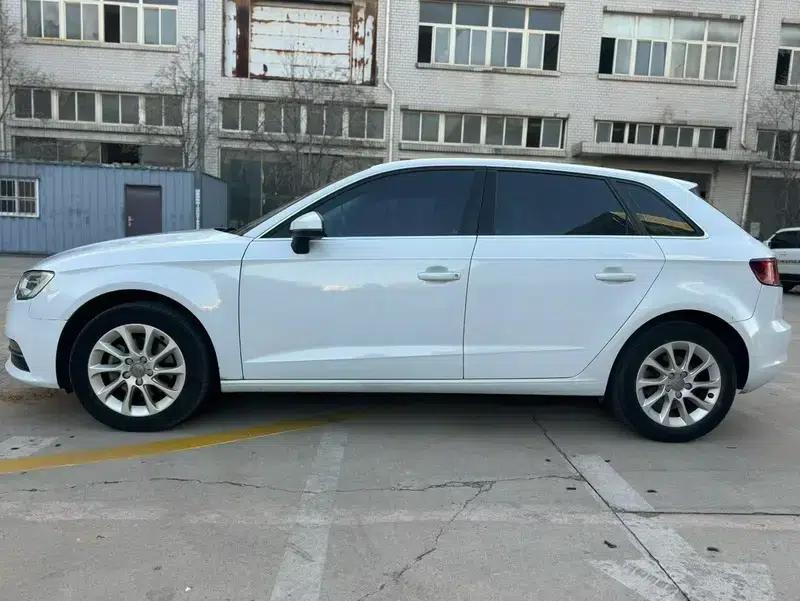Audi A3 2016 Sportback 35 TFSI Leading Edition — миниатюра 3
