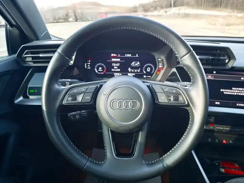 Audi A3 2021 Sportback 35 TFSI Fashion Sport — миниатюра 18