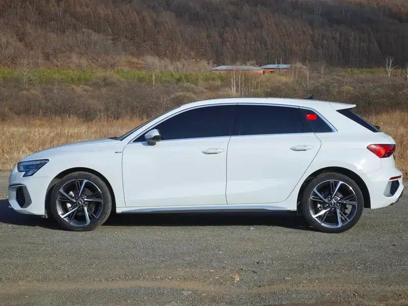 Audi A3 2021 Sportback 35 TFSI Fashion Sport — миниатюра 4