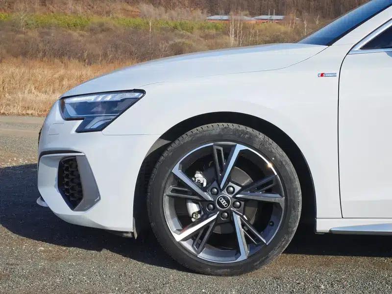 Audi A3 2021 Sportback 35 TFSI Fashion Sport — миниатюра 10