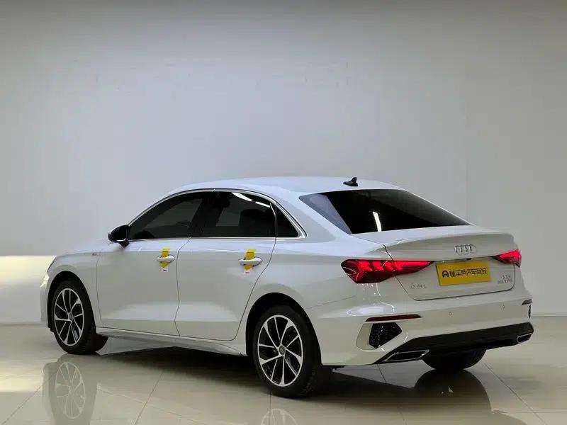 2021 Audi A3 A3L Limousine 35 TFSI Progressive Sport — миниатюра 5