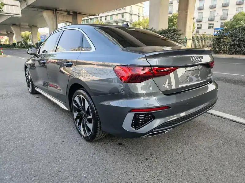 2024 Audi A3 A3L Limousine 35 TFSI Fashionable Elegant Model — миниатюра 4
