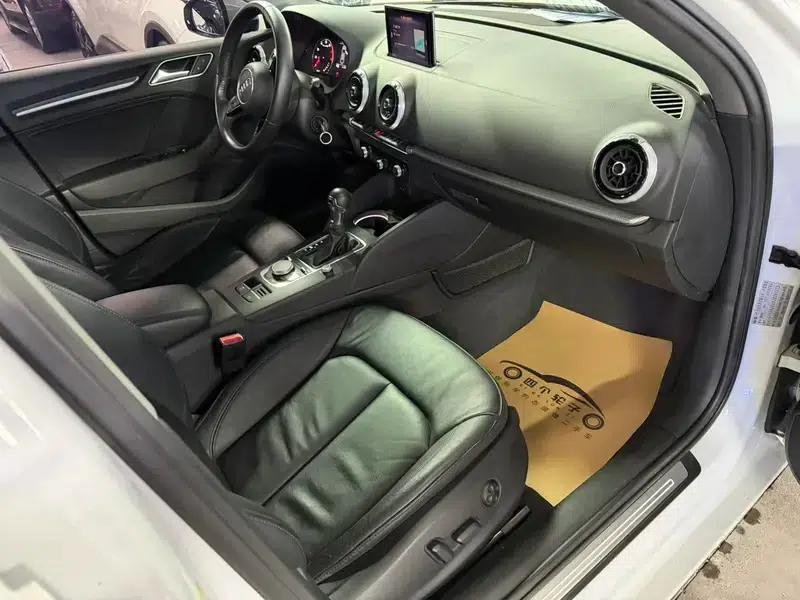 Audi A3 2018 30th Anniversary Edition Limousine 35 TFSI Progressive — миниатюра 10