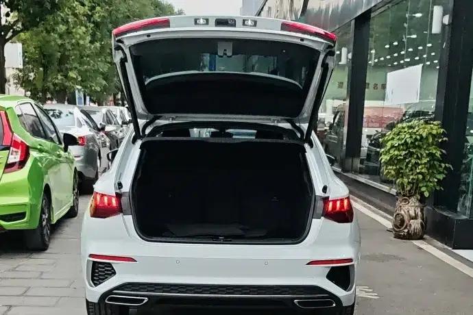Audi A3 2024 Sportback 35 TFSI Progressive Sport — миниатюра 13