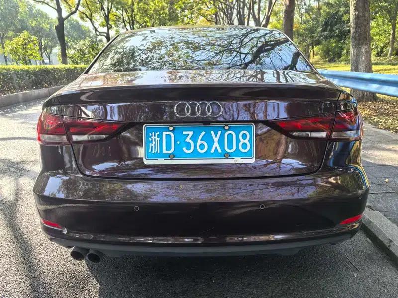 Audi A3 2016 Limousine 35 TFSI Special Edition — миниатюра 4