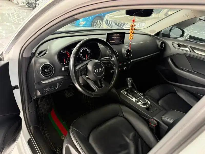 Audi A3 2018 30th Anniversary Edition Sportback 35 TFSI Progressive — миниатюра 8